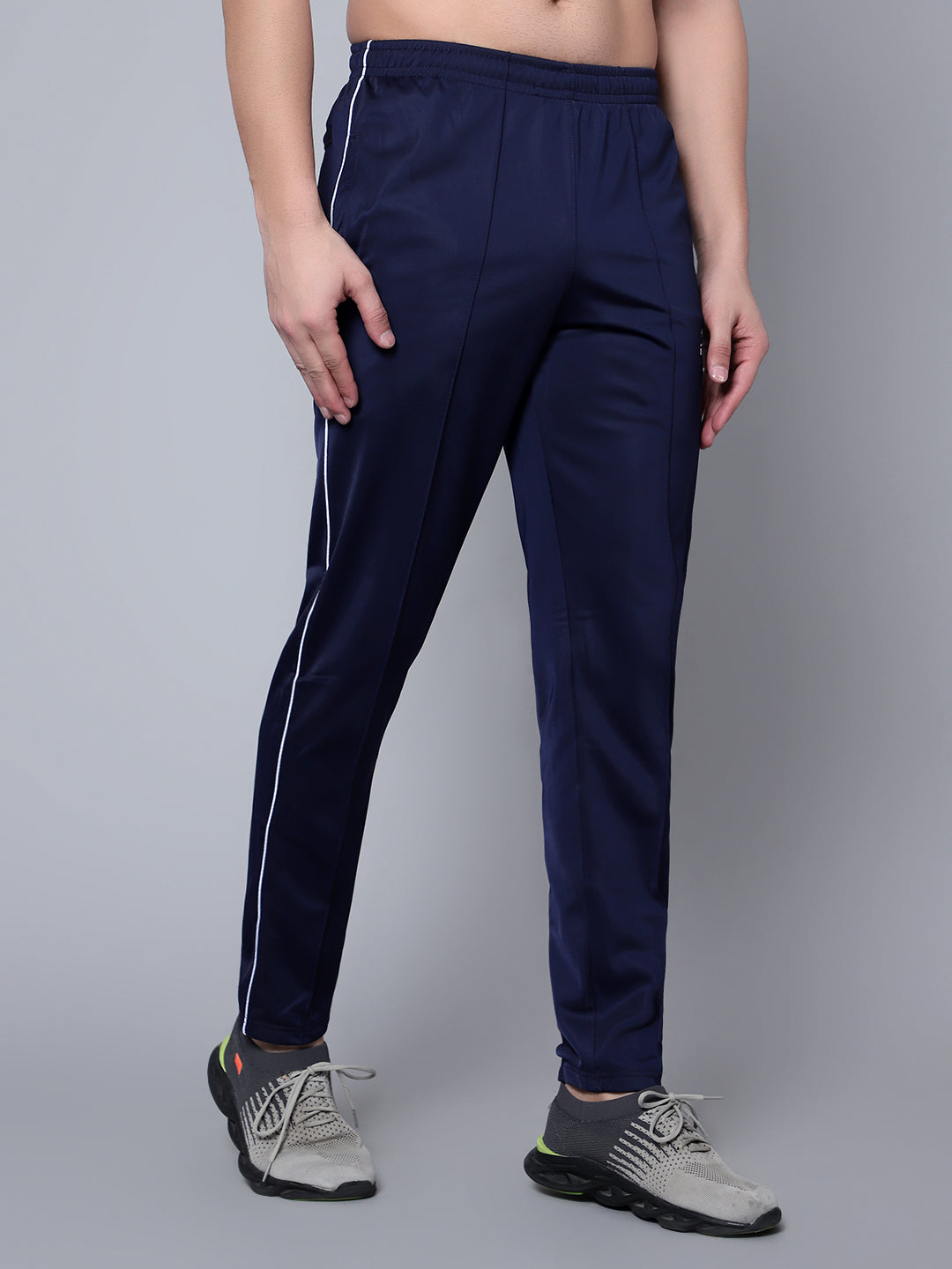 Men Letter Graphic Zip Pocket Drawstring Waist Sports Pants | Sport pants, Men  sport pants, Sports trousers