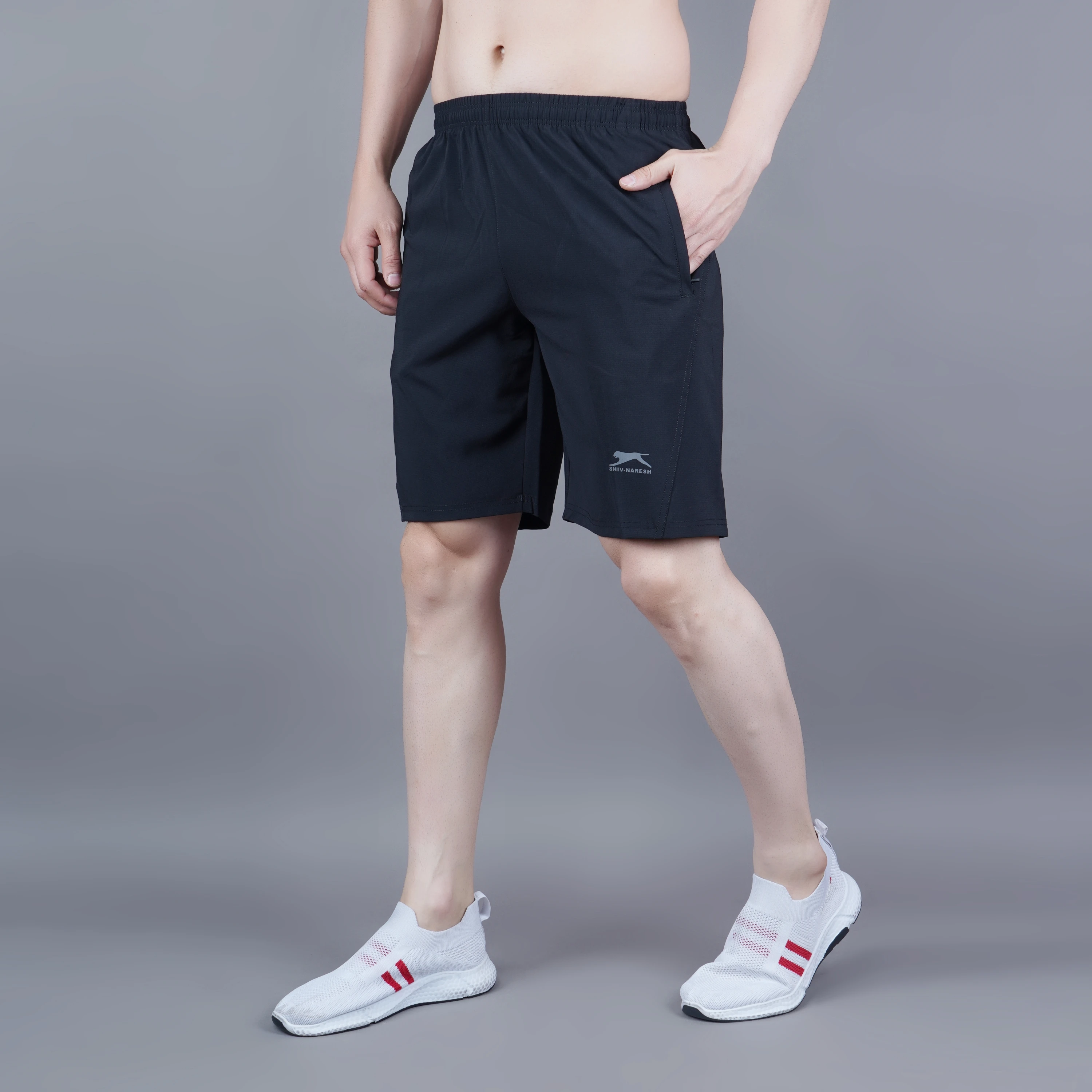 Men's Black essential training shorts